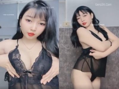 Em gái xinh vú căng tròn Thiên Ý show boddy nóng bỏng